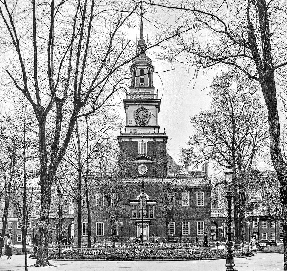Philadelphia Independence Hall Black And white ( 12x14 ) Black And White.
