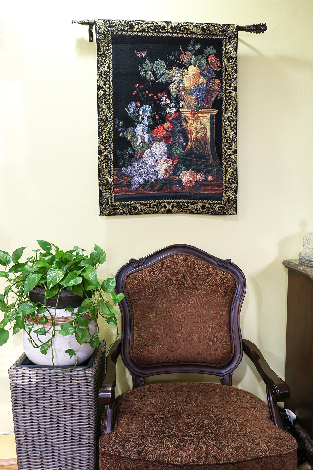 Hand finished Tapestry Has been woven by the group ,Flemish Tapestries from Belgium - Image 2
