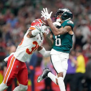 DeVonta Smith Giclee On Canvas